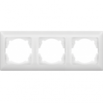 Трехместная рамка белая